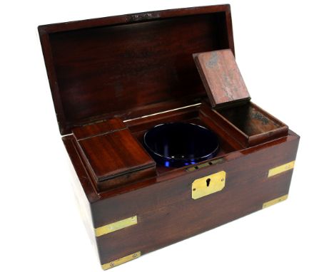 Military officers mahogany tea caddy, with brass mounts, circa early 20th century, contents comprise two mahogany containers 