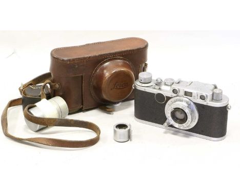 Leica II Camera no.302701 with Leitz Elmar f3.5 50mm lens no.499605, in leather case