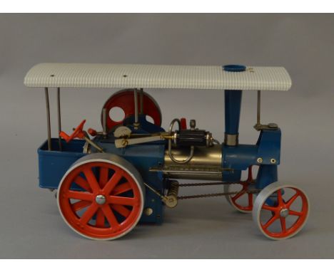 Live steam. Wilesco traction engine "Old Smokey" G/VG with burner tray.