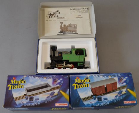 H0 scale Fleischmann Magic Train. 0-4-0 locomotive & 2 x rolling stock. VG/E boxed