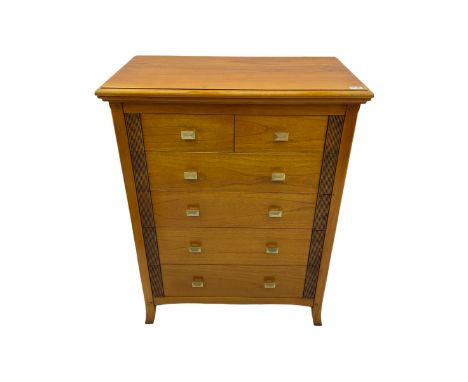 Winsor - Light oak chest, fitted with two short and four drawersDimensions: Height:&nbsp;119cm&nbsp; Length/Width:&nbsp;90cm&