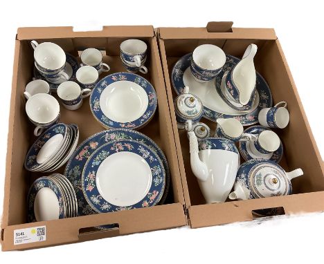 Wedgwood Blue Siam part tea and dinner service, including coffee pot, teapot, covered sucrier, nine dinnerplates etc 