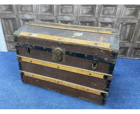 VINTAGE DRAW CO TRAVEL TRUNK, 76cm wide