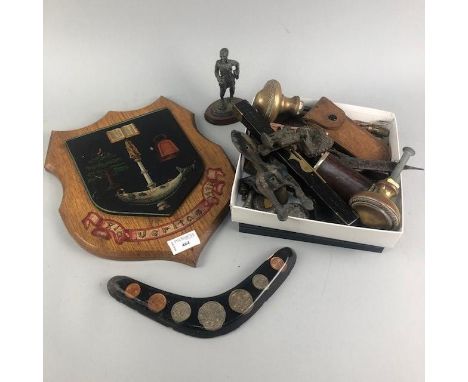 LOT OF BRASS AND METAL WARE, including keys, door knocker, a wooden shield shaped plaque and a Robert Burns commemorative pew