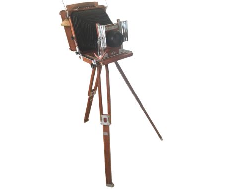 A 20TH CENTURY CHINESE SEAGULL WM8 FIELD PLATE CAMERA with plates on tripod stand Condition Report: Available upon request