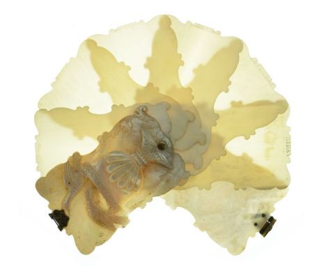Victorian aide-mémoire having carved and engraved mother-of-pearl covers and six ivory pages, engraved brass clasp, 6.5cm hig