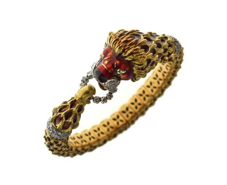 Kutchinsky - Diamond, emerald and enamel lion 18ct gold bangle, pavé set to the cheeks, connecting ring, and two bands, emera