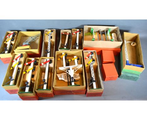 A Hornby Trains 0 Gauge Platform Crane within original box together with four No.2 double arm signals, four No.2 single arm s