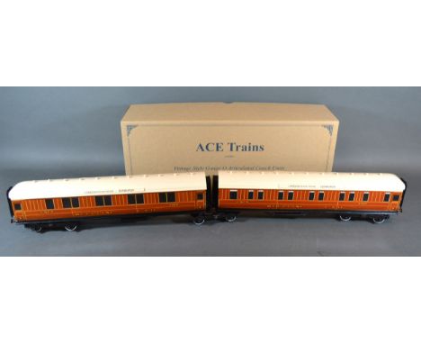 Ace Trains Vintage Style Gauge 0 Articulated Coach Units LNER Sleeping Car 'Flying Scotsman' within original box 