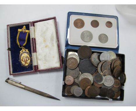 9ct Hallmarked Gold and Enamel Medal, together with a variety of GB and Foreign coins, also includes a silver hallmarked pen.