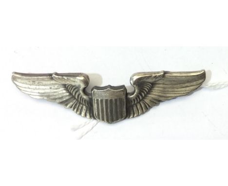 WW2 US Army Air Force pilot wings. Clutch pin reverse. No makers marks.