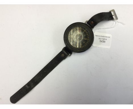 WW2 Third Reich Luftwaffe Armbandkompass Wrist Compass. Marked "FL 23235". Maker marked and dated "AK39". Black lid to dial. 