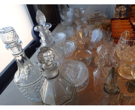 Shelf of mixed glassware including crystal decanters glasses etc 