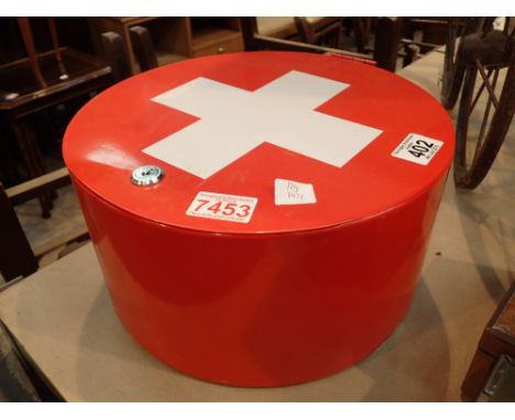 Lockable circular red cross metal first aid box ( key in office - pre lot 7453 ) 