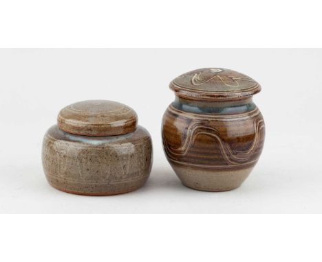 † RAY FINCH (1914-2012) for Winchcombe Pottery; a small stoneware jar and cover covered in speckled grey glaze, impressed WP.