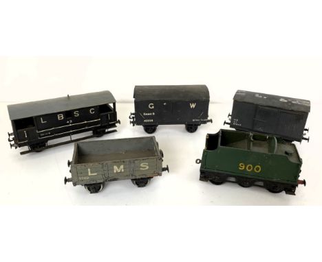 Assorted O gauge rolling stock, some posibly Leeds Model Co, and a large assortment of O gauge track (qty)attic stored 