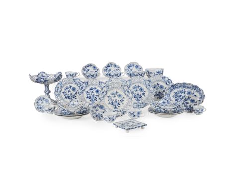 MEISSEN BLUE AND WHITE 'ONION PATTERN' RETICULATED DESSERT SERVICE MOSTLY 20TH CENTURY comprising ten plates, 21.2cm diam; fi