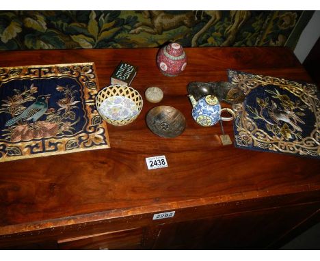A mixed lot including oriental, cloissonne' and enamel items.