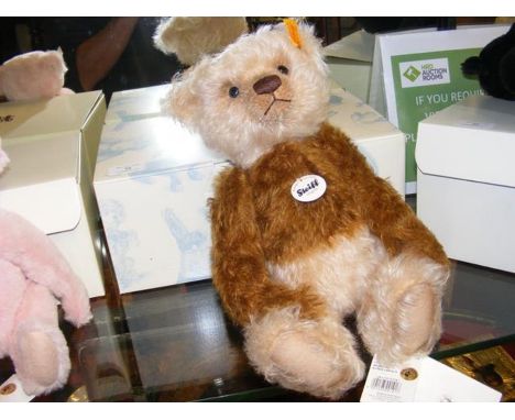 A collectable Steiff Teddy Bear with original box - 34cm high 