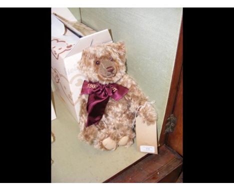 A modern Steiff collectable bear with box, certificate