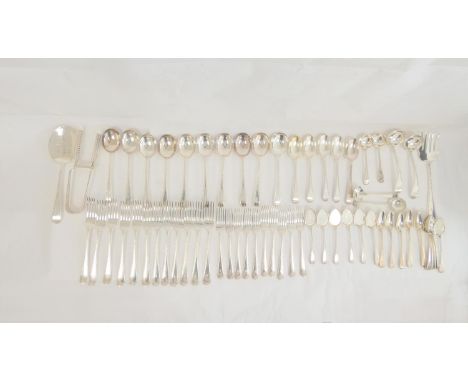 Good comprehensive feather edge silver service by Mappin &amp; Webb 1916, comprising: twelve soup spoons, six table spoons, t