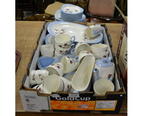 A Copeland Spode 'Summer Days' part dinner/tea service