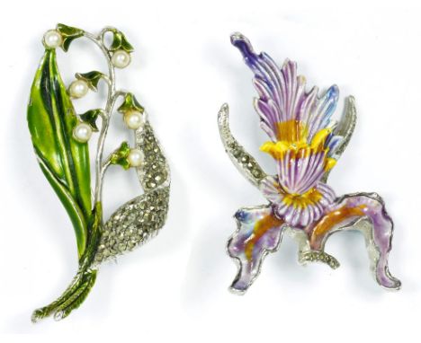 VINTAGE COSTUME JEWELLERY.  A SILVER, MARCASITE, 'PEARL' AND GREEN ENAMEL LILY OF THE VALLEY BROOCH AND A SIMILAR ORCHID BROO