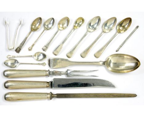 A WILLIAM IV SILVER TABLE SPOON, FIDDLE PATTERN, LONDON 1832, A SMALL QUANTITY OF SILVER TEA AND OTHER SPOONS AND A SILVER HA