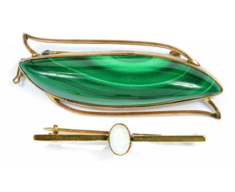 A MALACHITE LEAF SHAPED BROOCH IN GOLD AND AN OPAL BAR BROOCH IN GOLD