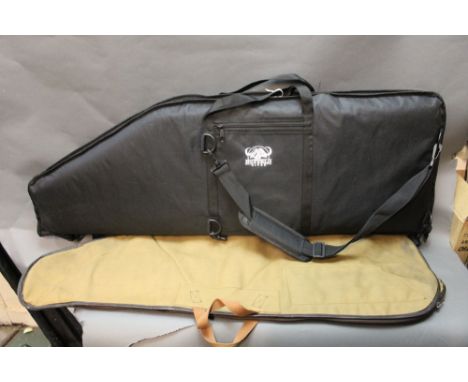 Two air rifle Bullpup or Carbine rifle bags, the first by Buffalo River 108 cm and another in canvas 104 cm.