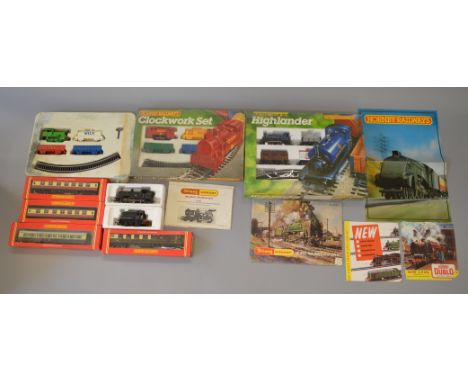 OO Gauge. Mixed lot to include. Hornby Highlander train set, 2 x clockwork sets, 4 x boxed coaches, dock shunter & Lima 0-6-0