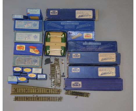 OO Gauge. Hornby Dublo. Quantity of accessories, including signal boxes, colour light & semaphore signals, buffer stops, etc.