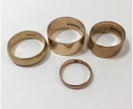 Collection of 4 vintage 9ct gold wedding bands weight 20.8g