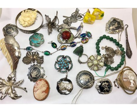 Collection of Vintage and Later Silver Jewellery and costume Jewellery 