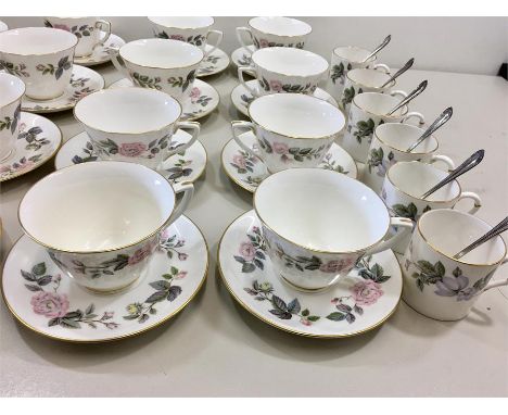 Royal Worcester june Garland Tea & Coffee Service 