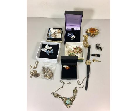 Collection of vintage and later costume jewellery to include 9ct Gold ladies wrist watch, Silver ect 