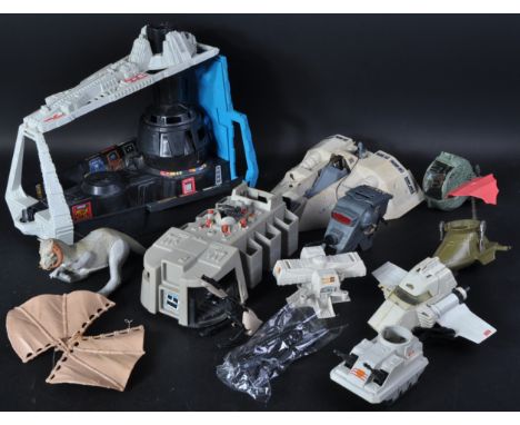 Star Wars - a collection of assorted vintage Kenner / Palitoy made Star Wars action figure playsets. Comprising: Darth Vader'