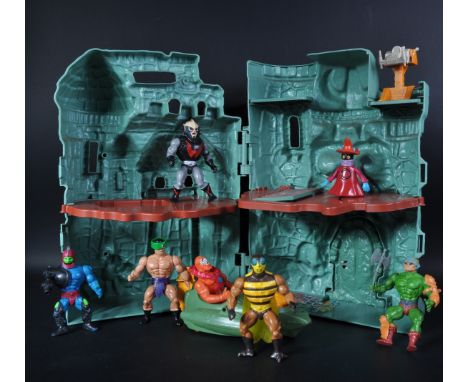 Master Of The Universe - a vintage 1980s&nbsp;Mattel made He-Man Masters Of The Universe MOTU Castle Grayskull and Wind Raide