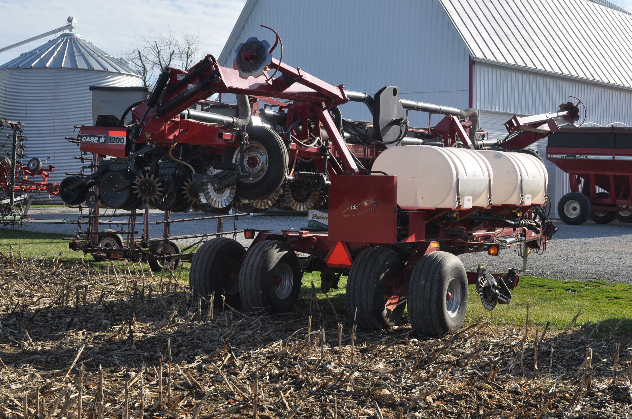 Case IH 1200, 12row x 30" planter, liquid 2x2 fertilizer, yetter row