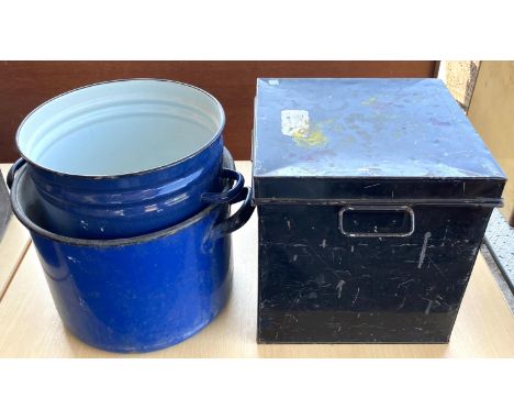 2 large enamel cook/kitchen pots and a japanned trunk 