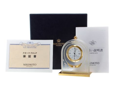 Mikimoto International desk/boudoir clock,&nbsp;the quartz movement in a translucent arched case with single inset pearl, 3.5