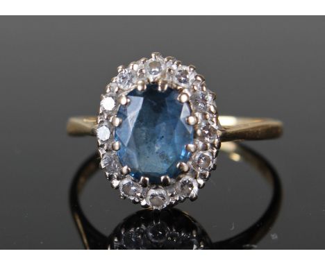 18ct Gold Sapphire and Diamond Ring size R weight 4.5 grams