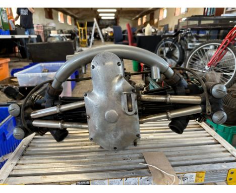 115. CIRCA 1928/29 DOUGLAS D28 348cc ENGINE &nbsp;Engine No. EI 406&nbsp; &nbsp;The engine turns over smoothly. Guide price -