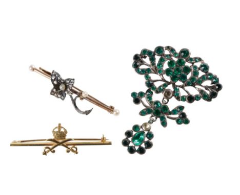 A VICTORIAN PEARL AND DIAMOND BAR BROOCH, a yellow gold military bar brooch with crossed sabres surmounted by a crown and a p