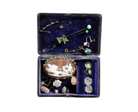"JADE" MINIATURE PIG CHARM, 2cm long. An oval cameo brooch depicting Nike &amp; Mars in Chariot with four horses, within an u