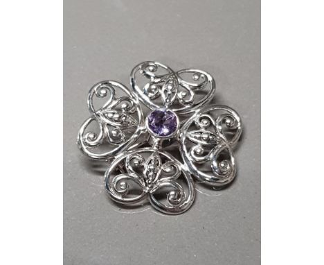 SILVER AMETHYST BROOCH GROSS WEIGHT 5G