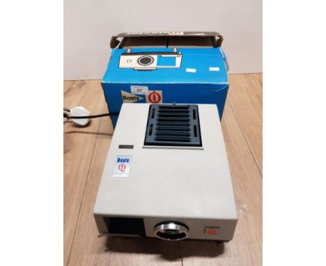 BOOTS SEMI AUTOMATIC PROJECTOR WITH LAMP