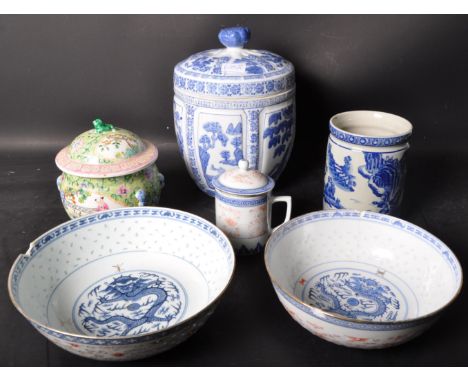 An assortment of vintage 20th century Chinese Oriental ceramic items. The lot to include a large lidded blue &amp; white tabl