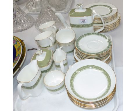 A Royal Doulton "Rondelay" D5004 dinner and tea service, 40 pieces approx
