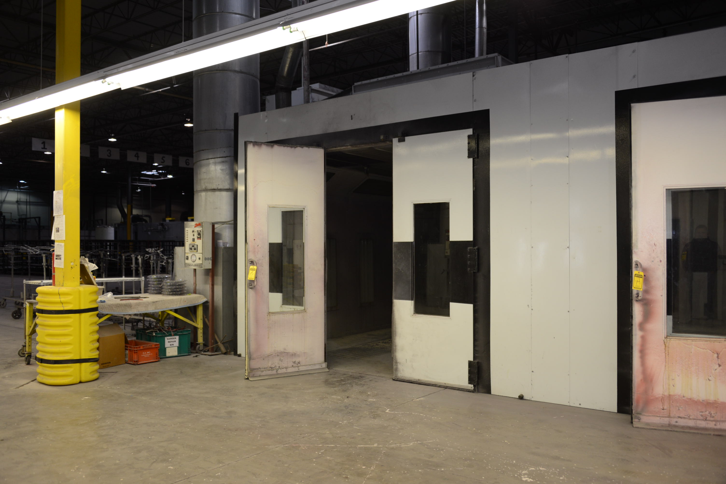 DeVILBISS CONCEPT 2000 SPRAY/BAKE BOOTH, 2007, 14' X 32', DIRECT FIRE